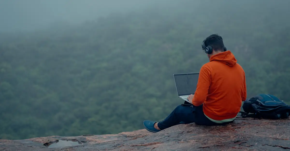 What does solopreneur mean in 2026?